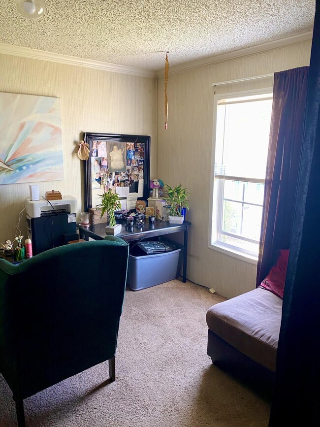 158303E6-E304-4C1A-B8EB-64FF682ECDEC