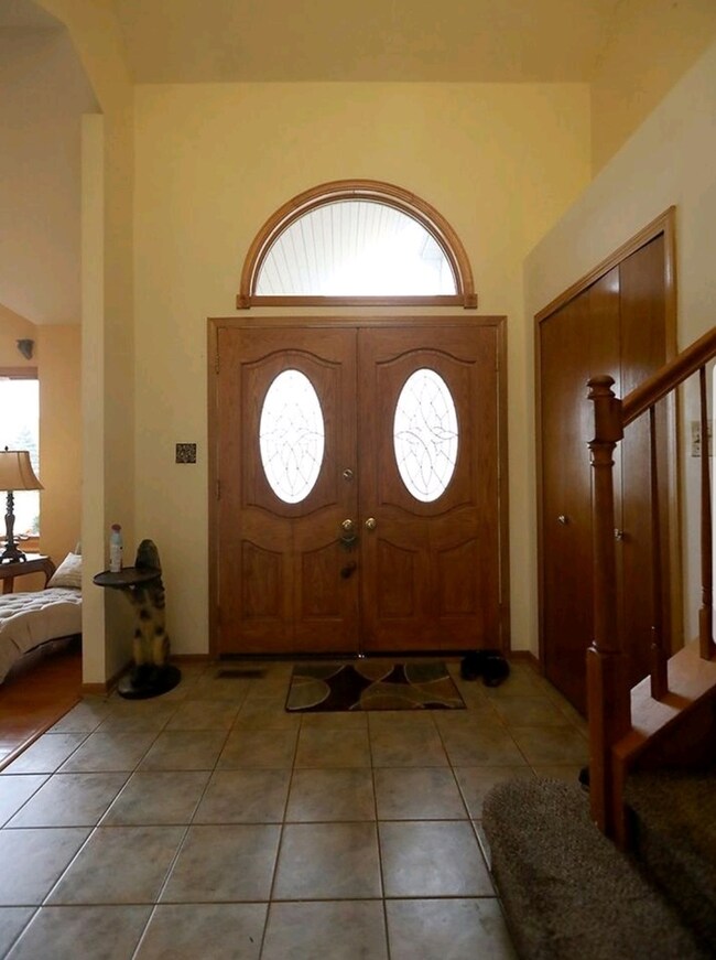 3903 Streamwood Dr, Hazel Crest, IL 60429 - photo 4