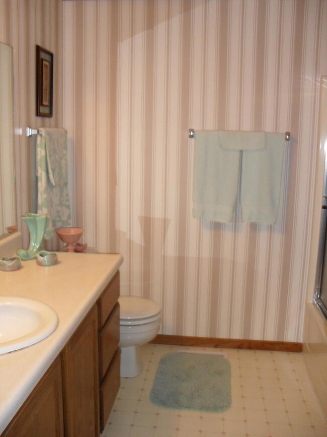 Full bathroom