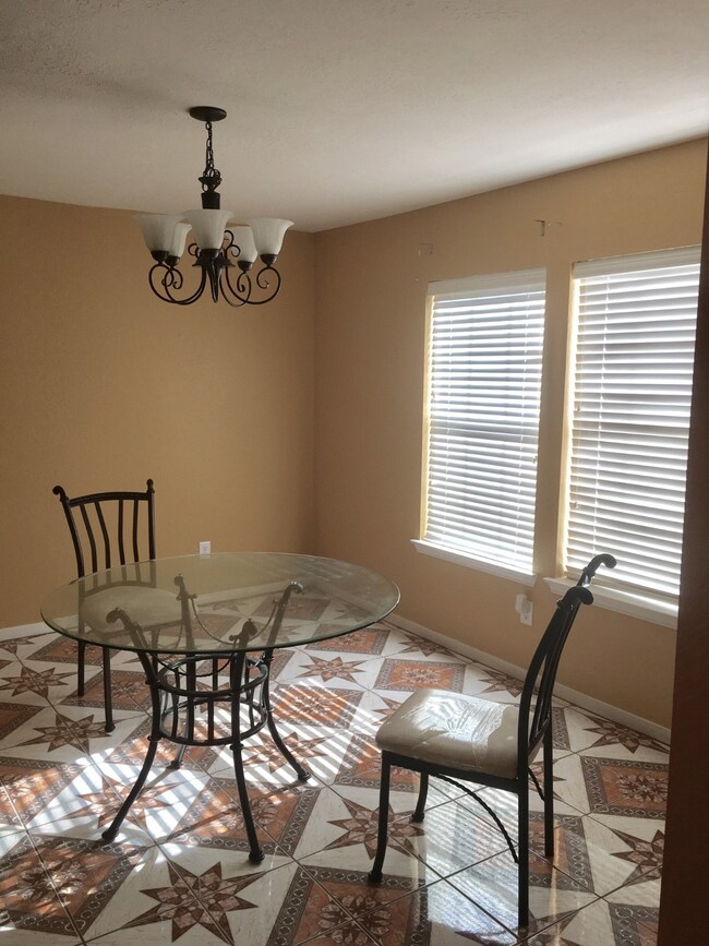 3121 Centennial Village Dr, Pearland, TX 77584 - photo 6