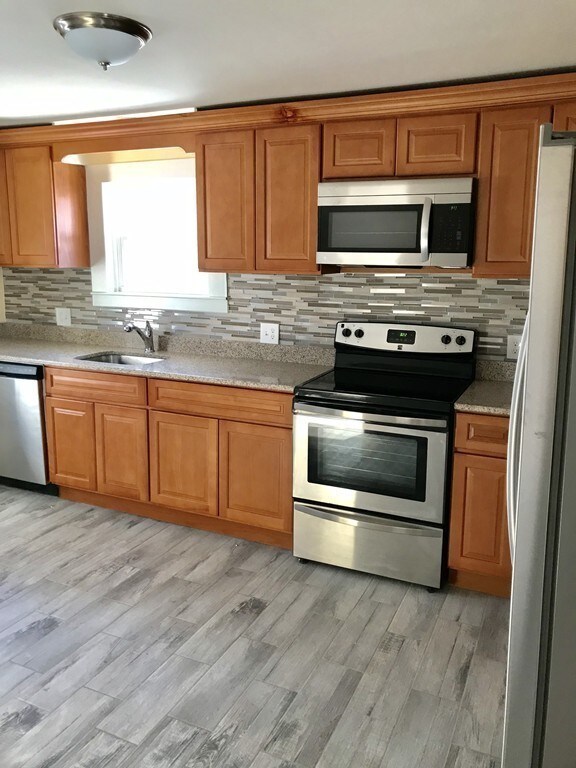 2 Mulberry Place, Brockton, MA 02302 - photo 6