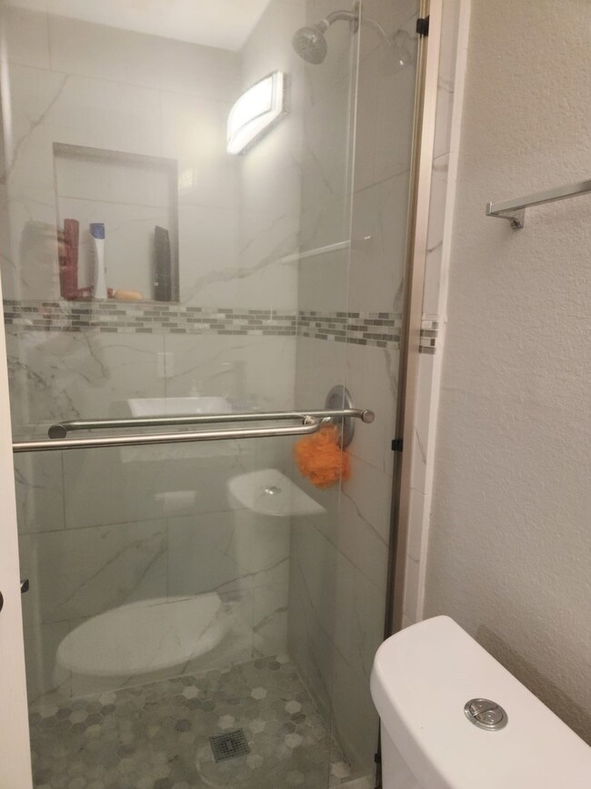 3521 Toliver St, Houston, TX 77093 - photo 3