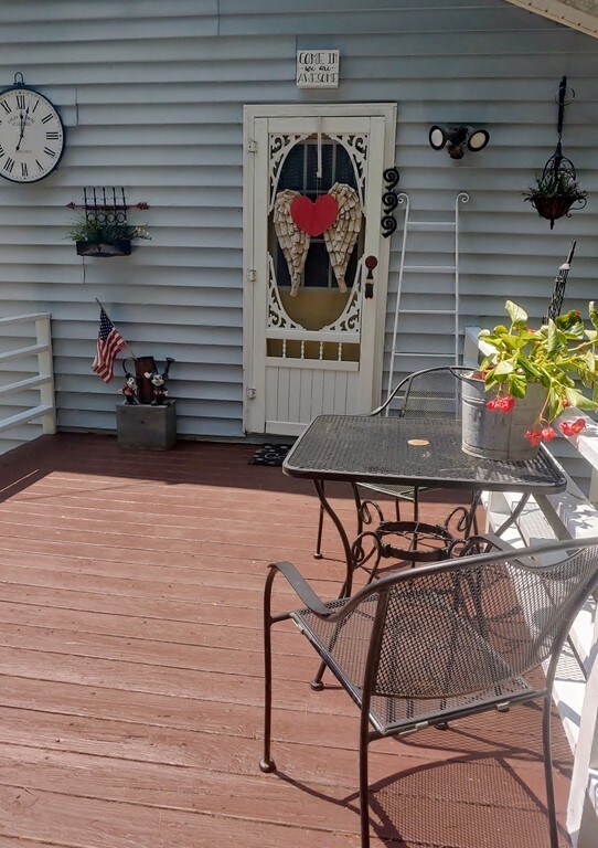 999 Daniel Shays Hwy, Athol, MA 01331 - photo 6