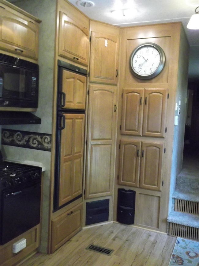 2221 Grass Lake Ave, Lake, MI 48632 - photo 5