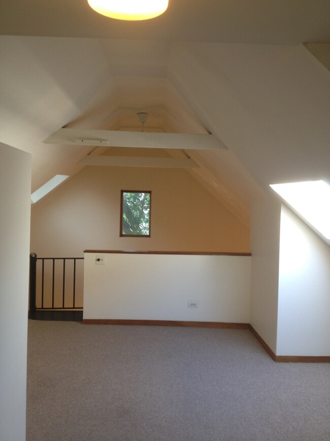 2652 N Wayne Ave unit 2F, Chicago, IL 60614 - photo 7