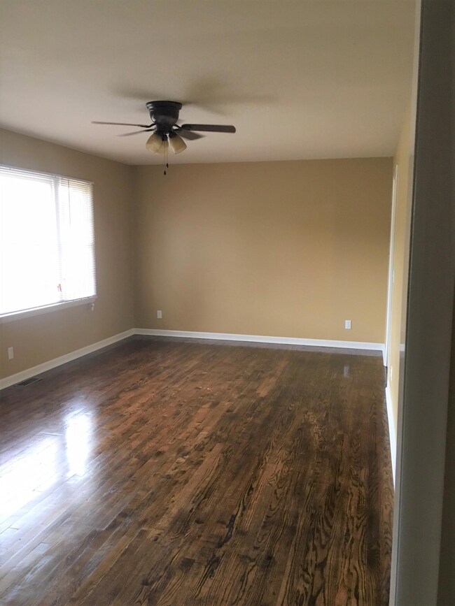 622 Mac St, Shelbyville, TN 37160 - photo 6