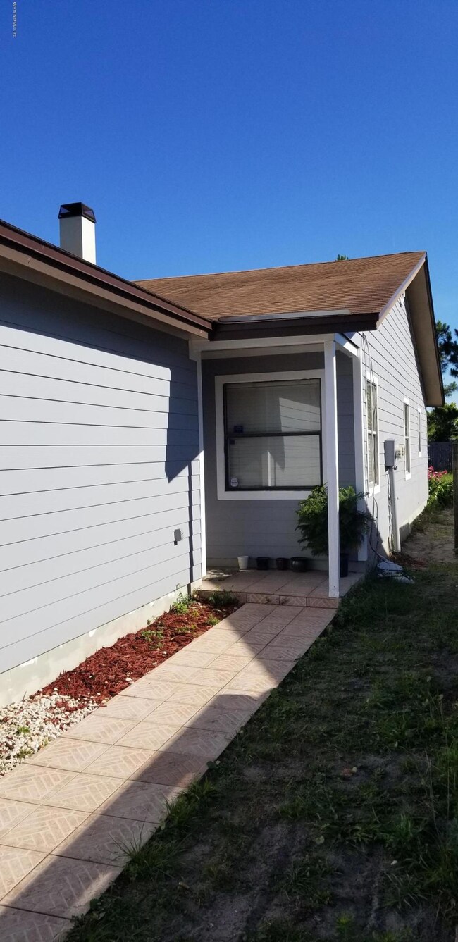 8925 Ivey Rd, Jacksonville, FL 32216 - photo 3