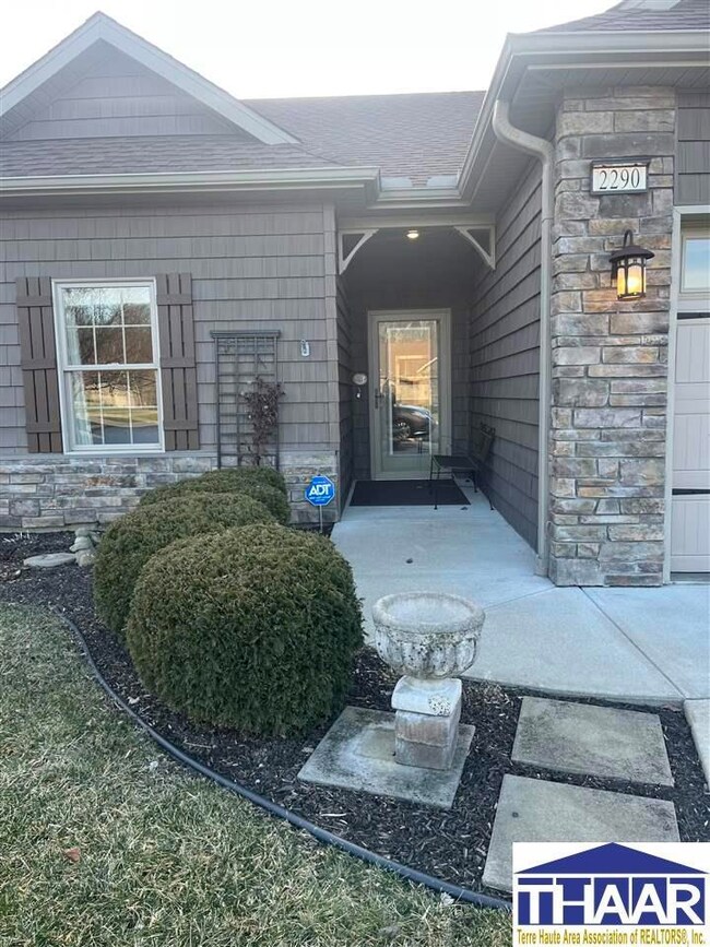 2290 Cottage Ct, Terre Haute, IN 47802 - photo 2