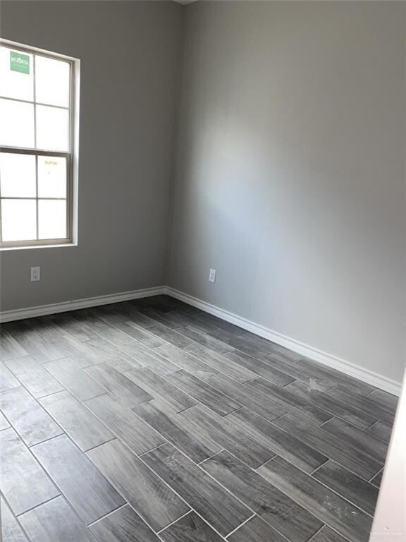 1311 Middle St, Alamo, TX 78516 - photo 5