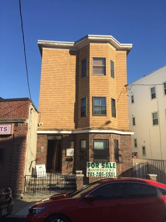 9 Breed St unit 1, Boston, MA 02128 - photo 2