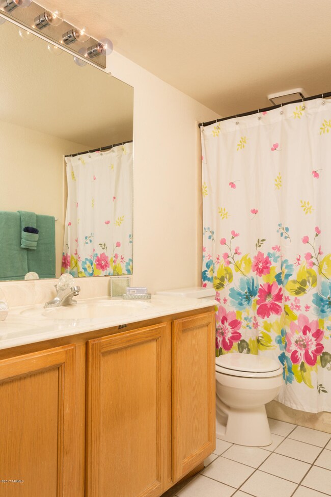 10347 N. Mineral Spring Lane-0697