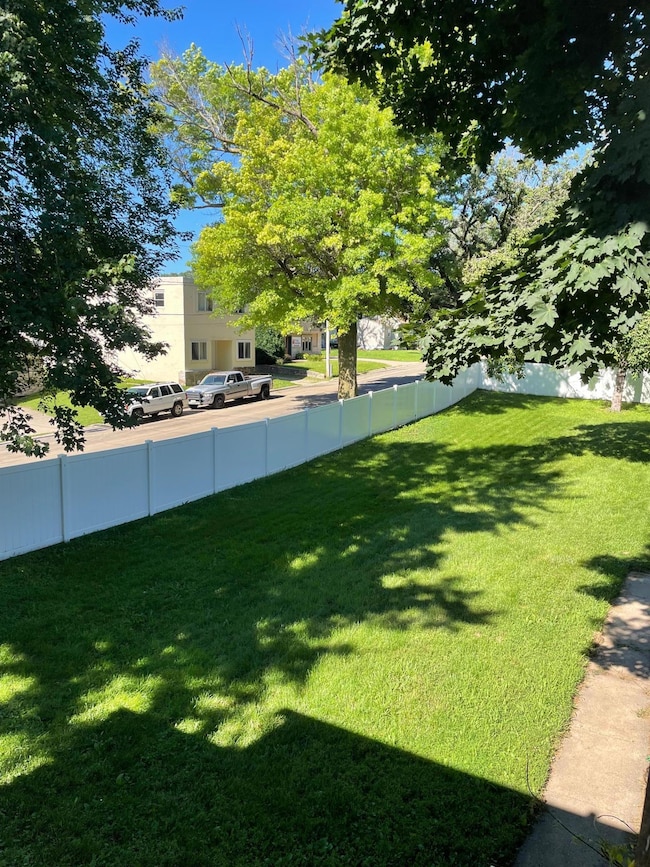 1224 Saint Joseph Ave, Albert Lea, MN 56007 - photo 3