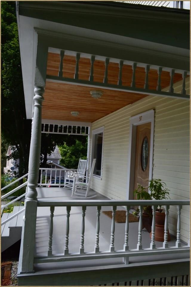 37 Nelson St, Pawlet, VT 05775 - photo 5