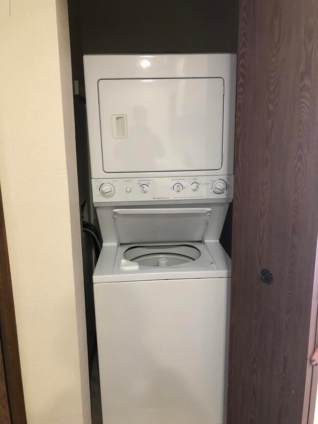 930 W 39th Ave unit 9, Anchorage, AK 99503 - photo 4