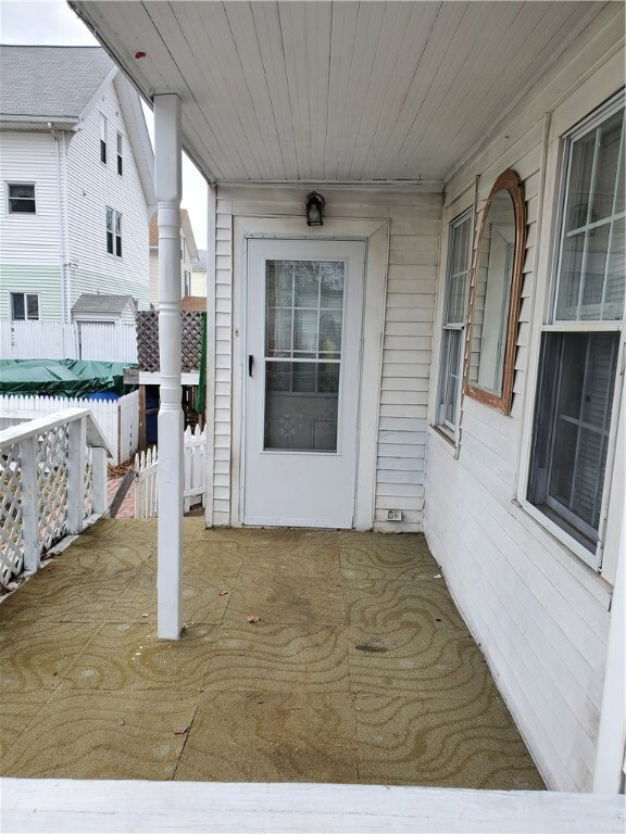 174 Park St, Pawtucket, RI 02860 - photo 4