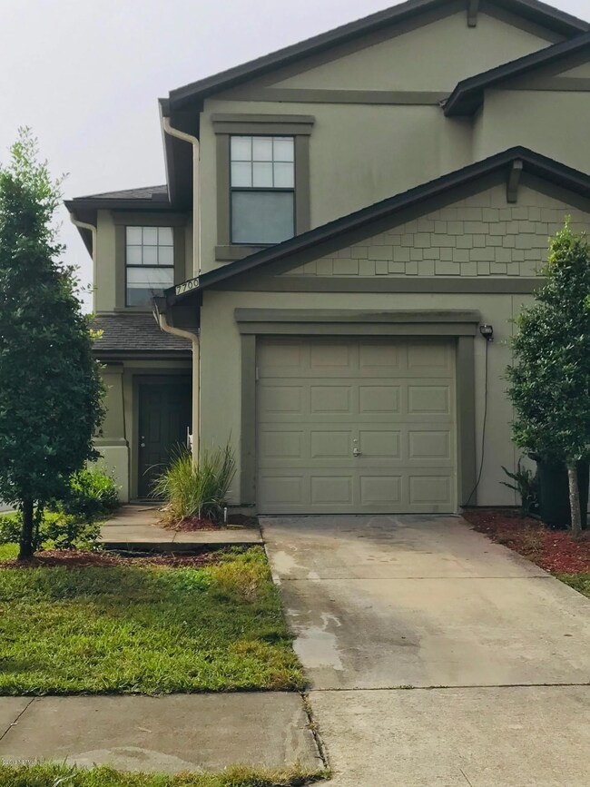 7700 Highchair Ln, Jacksonville, FL 32210 - photo 2