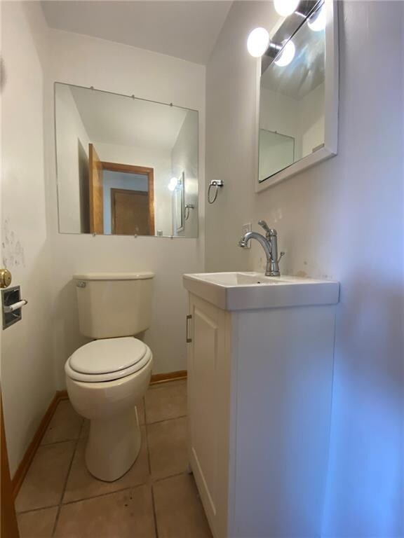 2690 19th St, Columbus, IN 47201 - photo 7