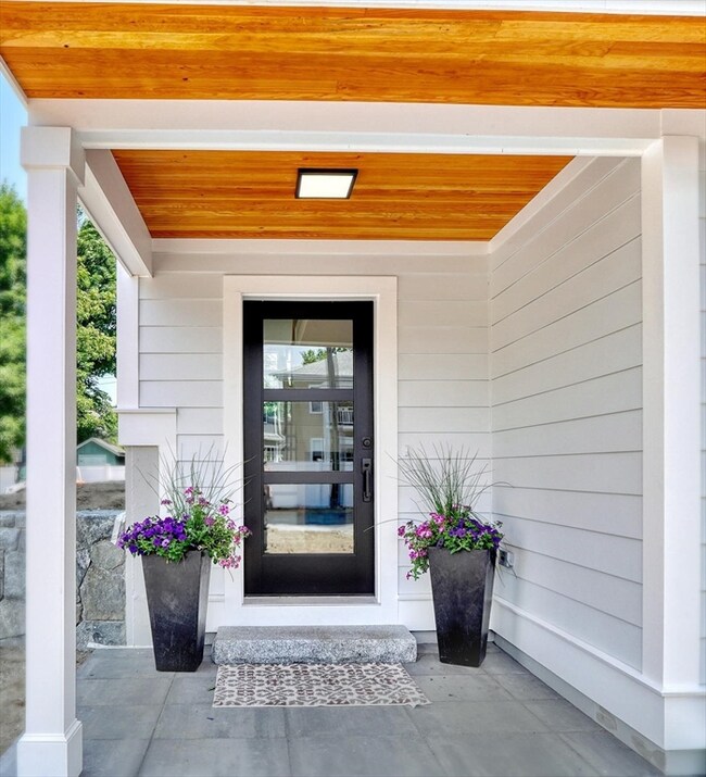 126 Norwood Ave unit D, Newton, MA 02460 - photo 3