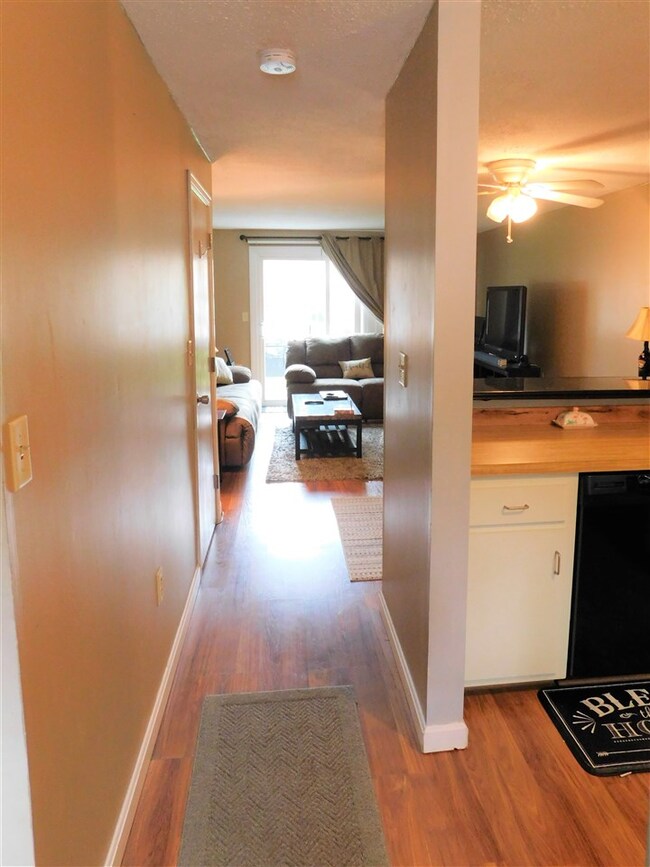 15 Wyman St unit 39, Concord, NH 03301 - photo 5