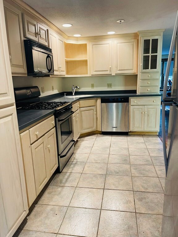 28 Merganser Ln, West Yarmouth, MA 02673 - photo 5