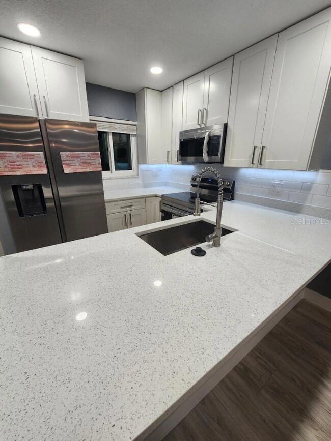 NEW COUNTERTOPS