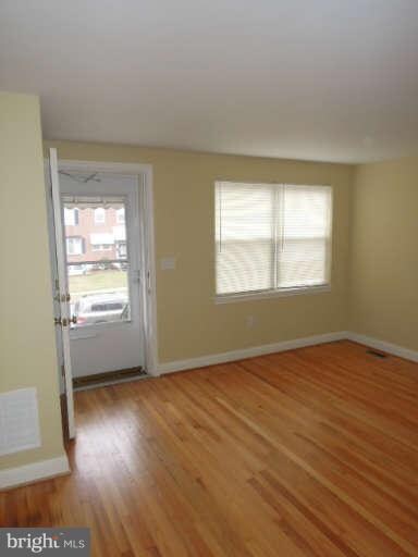 4017 Balfern Ave, Baltimore, MD 21213 - photo 5