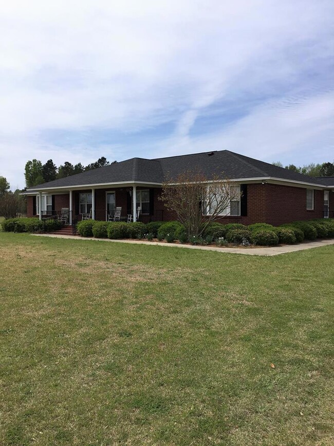 Spacious 3200 SF home