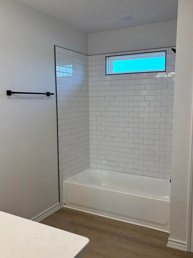 1013 Claborne Ct, San Angelo, TX 76903 - photo 6