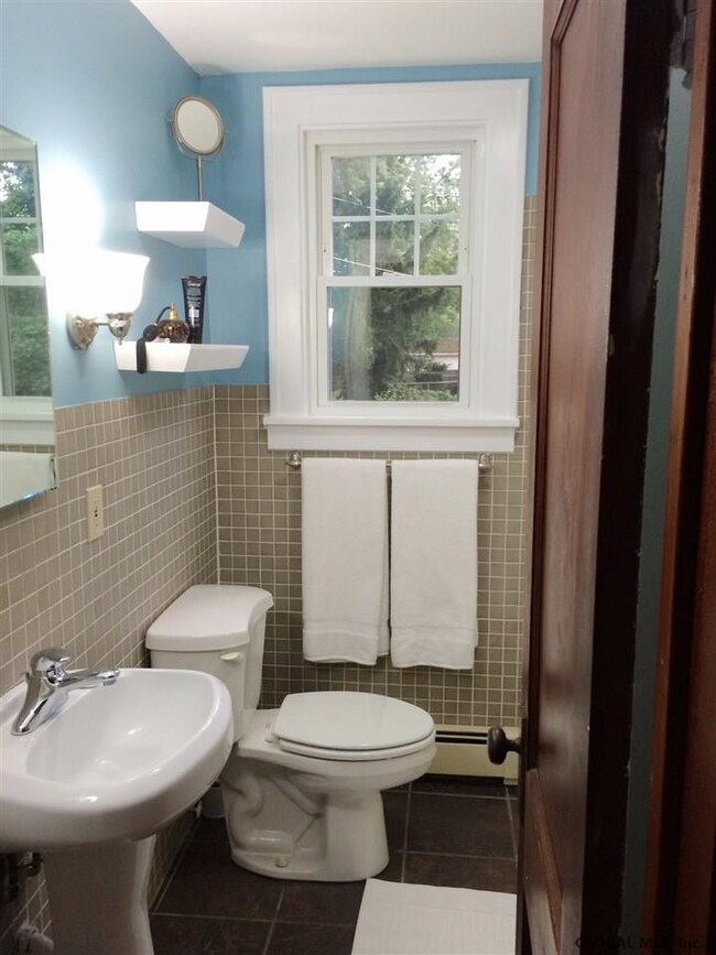 236 Whitehall Rd, Albany, NY 12209 - photo 5