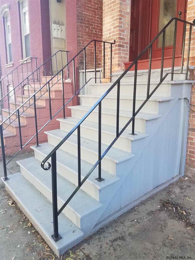342 Madison Ave, Albany, NY 12210 - photo 2