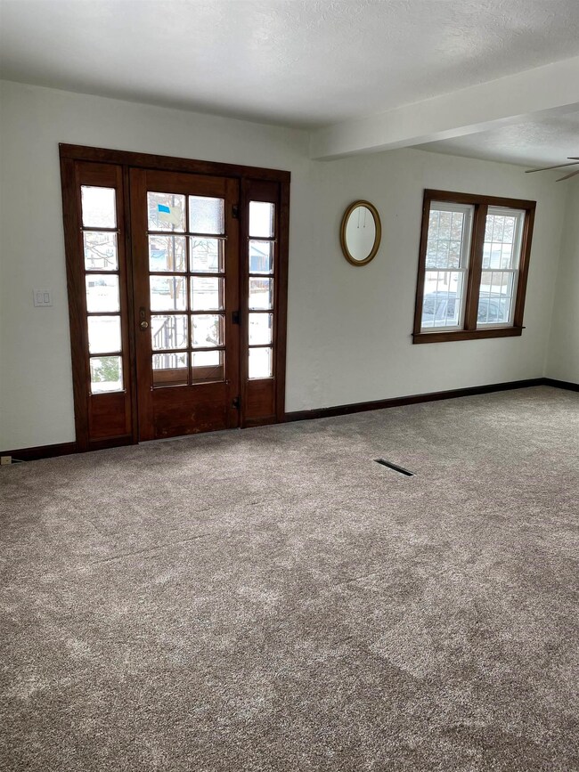 504 E 7th St, Fowler, IN 47944 - photo 3