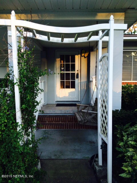 1421 Arlingwood Ave, Jacksonville, FL 32211 - photo 4