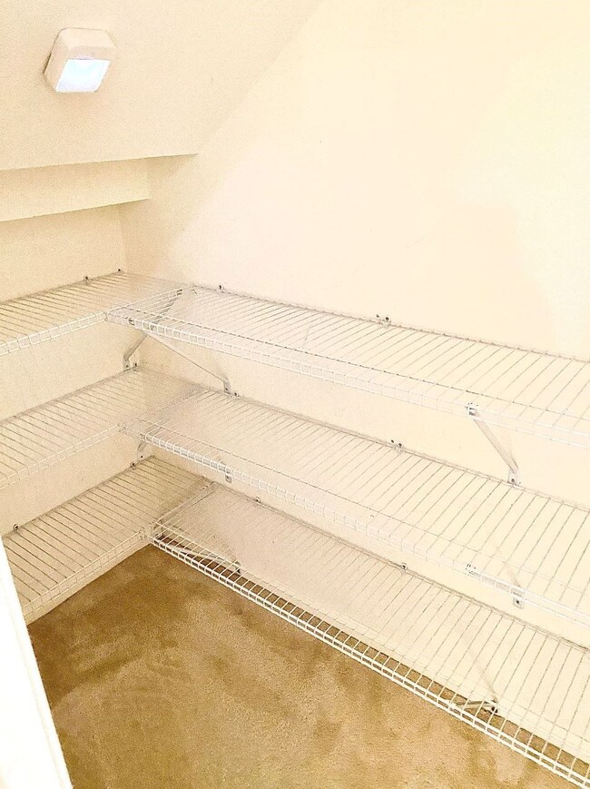 4006 Stonehurst Dr, Pearland, TX 77584 - photo 5