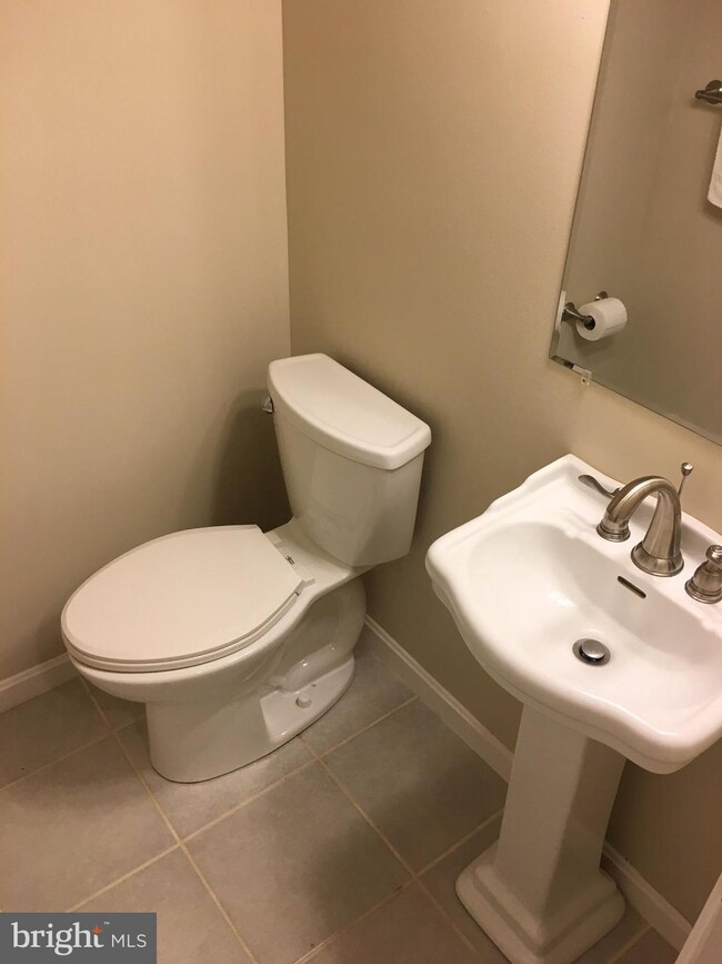 7617 Shelley Ln, Manassas, VA 20111 - photo 4