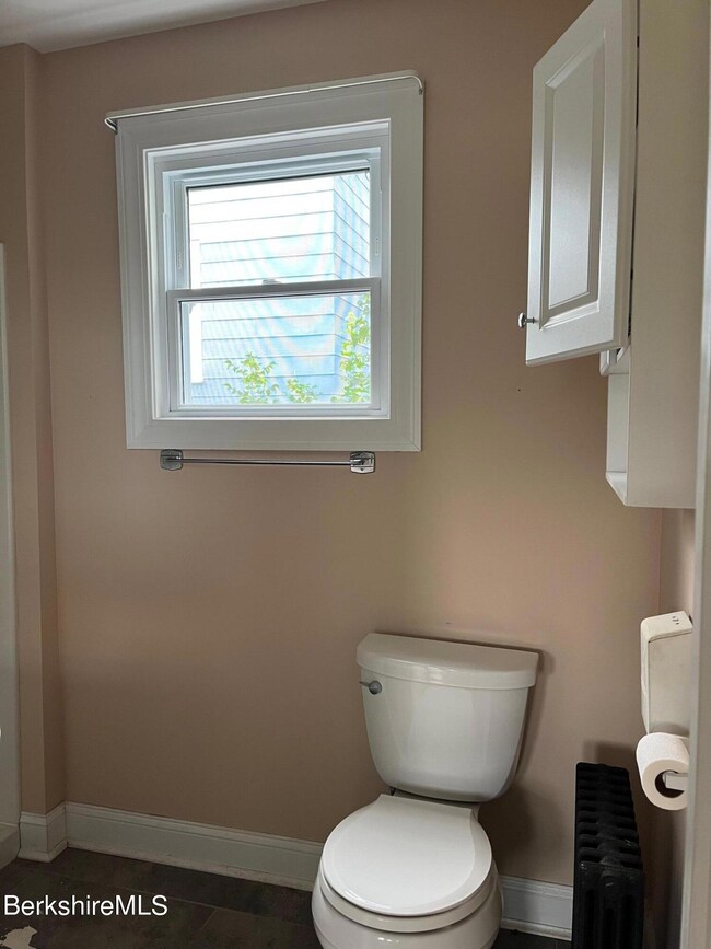 5 West St, Adams, MA 01220 - photo 5