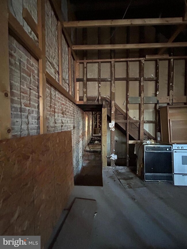 1000 Edmondson Ave, Baltimore, MD 21223 - photo 5