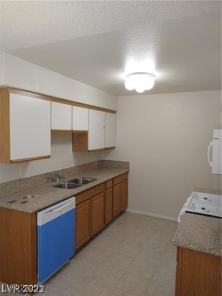 1608 N Torrey Pines Dr unit 103, Las Vegas, NV 89108 - photo 5