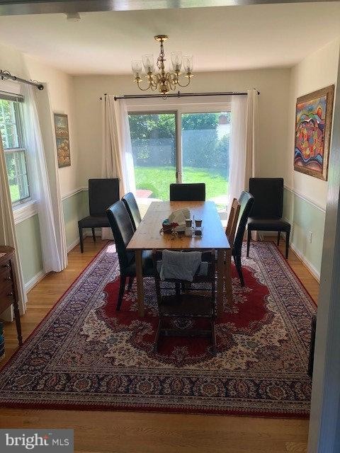 2433 Lexington Rd, Falls Church, VA 22043 - photo 3