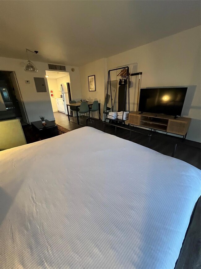 2100 NE 33rd Ave unit S S, Fort Lauderdale, FL 33305 - photo 7