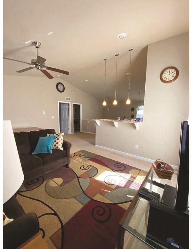 1333 Ellery Grove 21