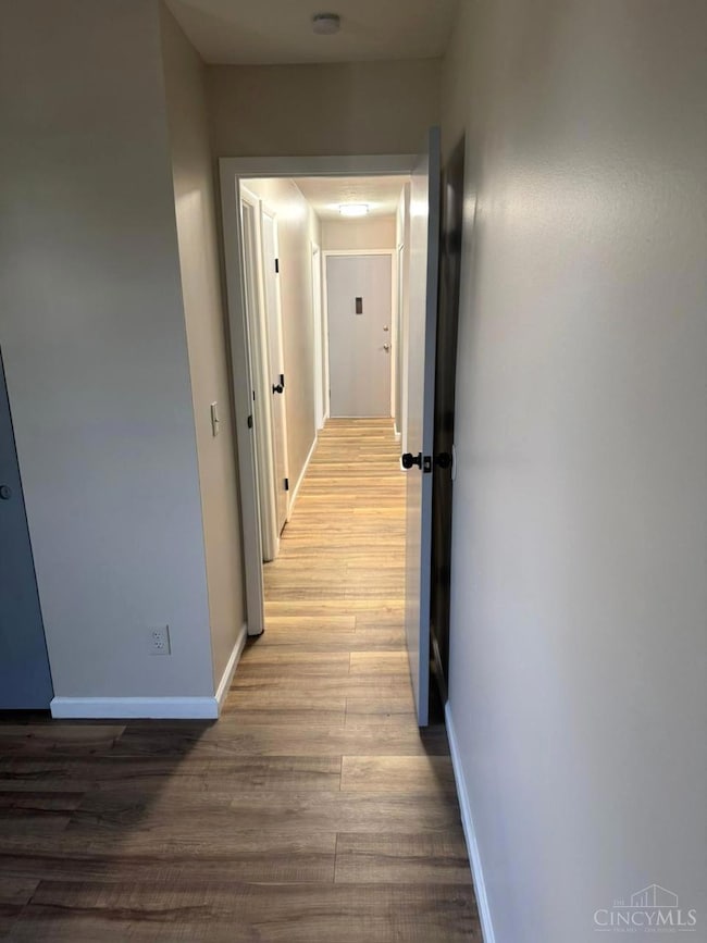 4901 Chalet Dr, Cincinnati, OH 45217 - photo 5