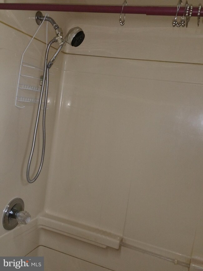 4801 Holder Ave unit 1, Baltimore, MD 21214 - photo 7