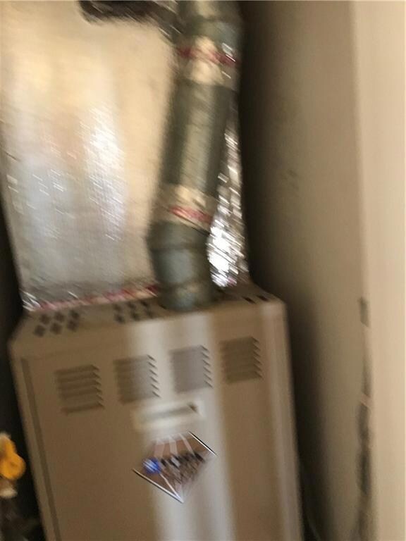 945 Lariat St, El Paso, TX 79915 - photo 6