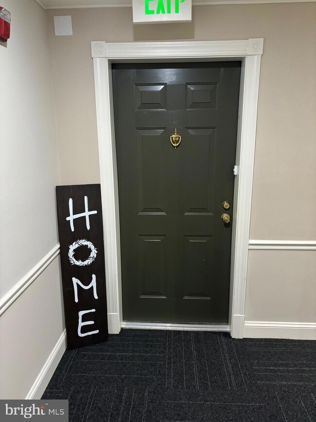 4700 Coyle Rd unit 402, Owings Mills, MD 21117 - photo 5