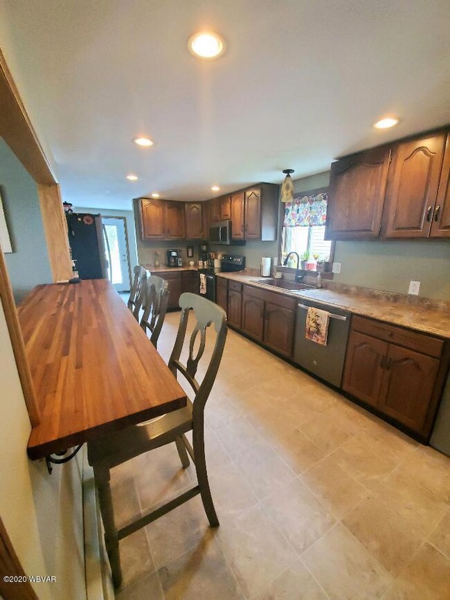 333 S 2nd St, Hughesville, PA 17737 - photo 3