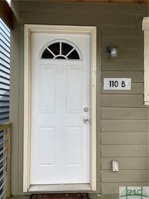 110 E Anderson St unit B, Savannah, GA 31401 - photo 2