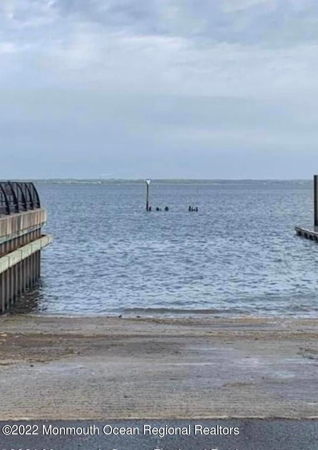 72 Broad St, Keyport, NJ 07735 - photo 5