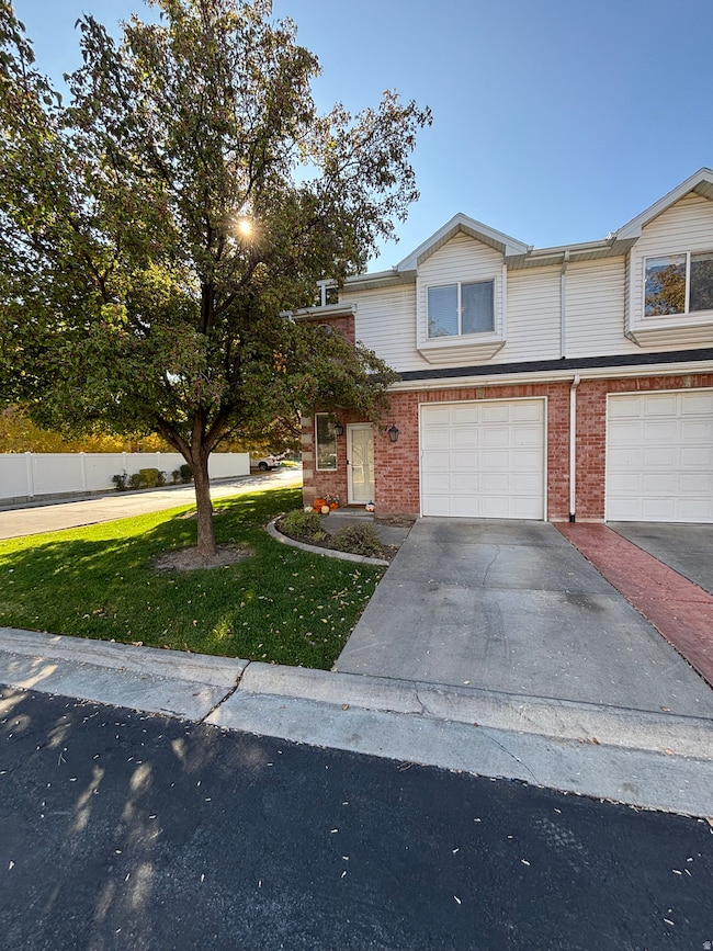 View of front of the home