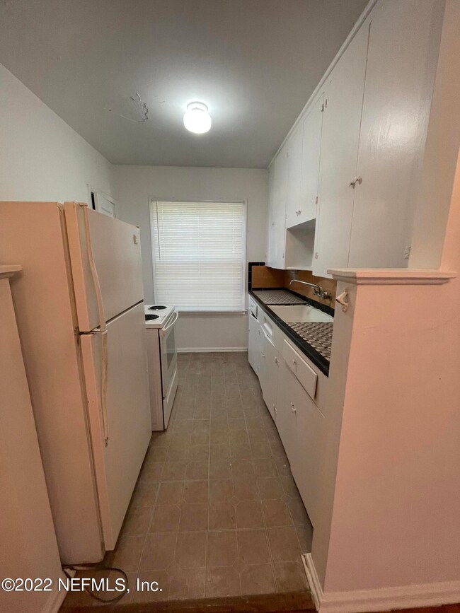 1529 Mcduff Ave S unit 4, Jacksonville, FL 32205 - photo 4
