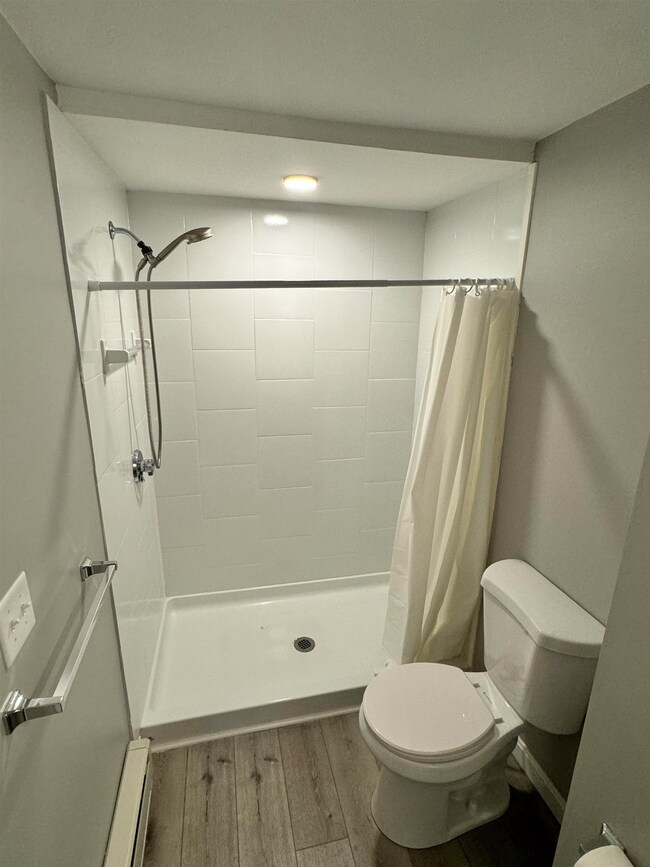 24 Monarch Way unit 201, Portsmouth, NH 03801 - photo 6